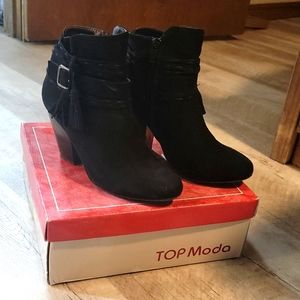 TOP Moda Black Ankle Boots, Women's Size 7.5